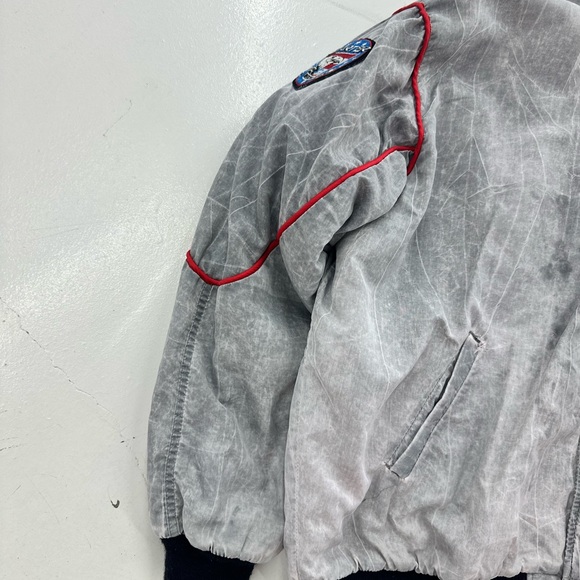 STARTER Chicago Bulls Black and Gray Bomber Jacket - Picture 5 of 8